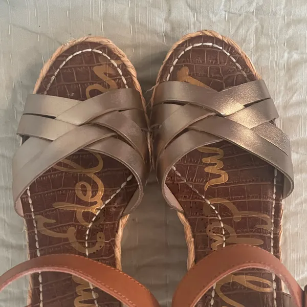 Sam Edelman Gold and Tan Platform Sandals - Image 5