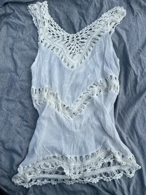 Cupshe macrame top - Image 3