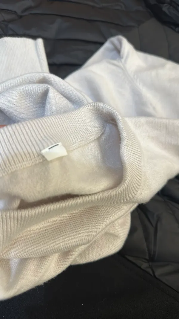 Lululemon oatmeal crewneck longsleeve cotton & cashmere sweater - Image 7