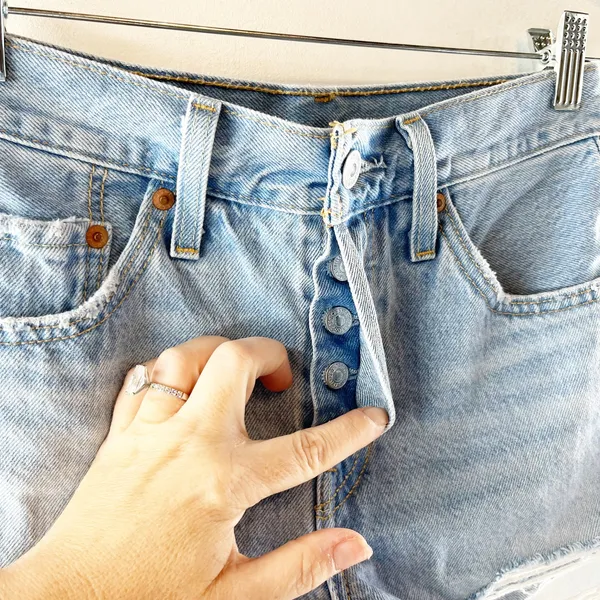 Levi's 501 Original Fit High Rise Button Fly Cutoff Jean Shorts Blue 25 - Image 4
