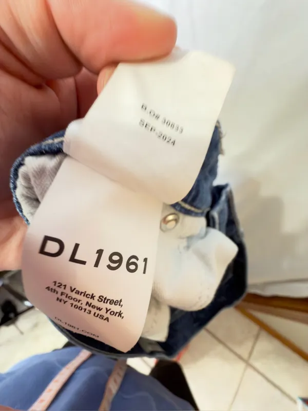 DL1961 Isabel Wide Leg jeans size 29 Anthropologie - Image 13