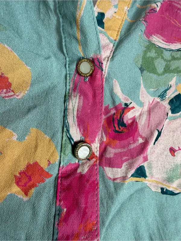 Women's Floral V-Neck Blouse - Pink Floral on Light Blue Sz XS - Image 3