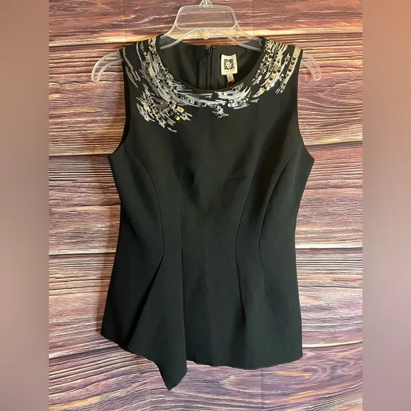 Anne Klein Black Sleeveless shirt. Size 4. NWT. - Image 9