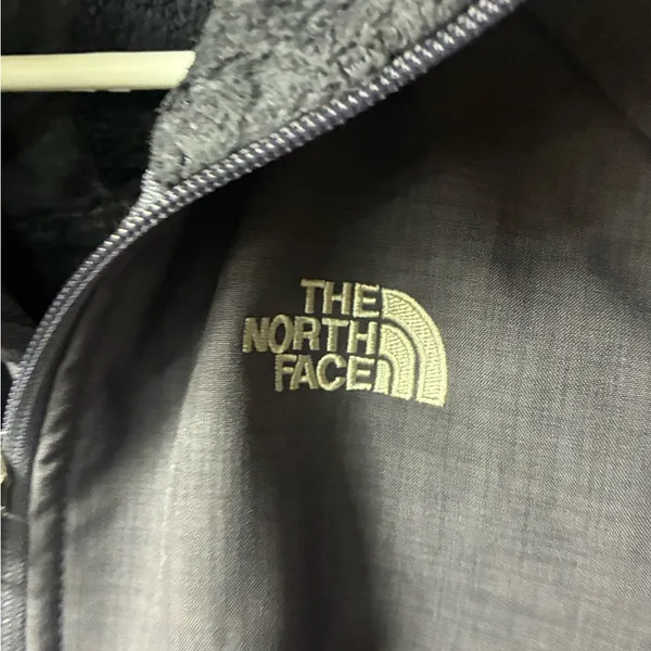 North Face women’s Jacket small - Image 4