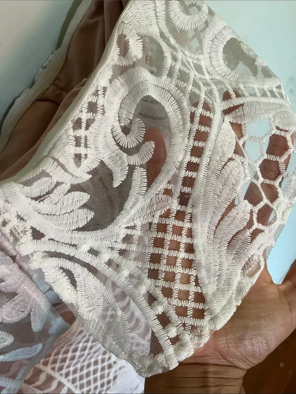 Showpo Nude Strapless Dress with White Lace Overlay - Image 4