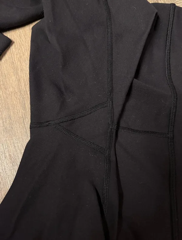 Lululemon Black Wunder Under Leggings - Image 11