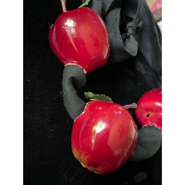 Vintage 80s 90s Teacher Apple Necklace Red Paper Mache Black Vintage 1980s-199 - Image 2