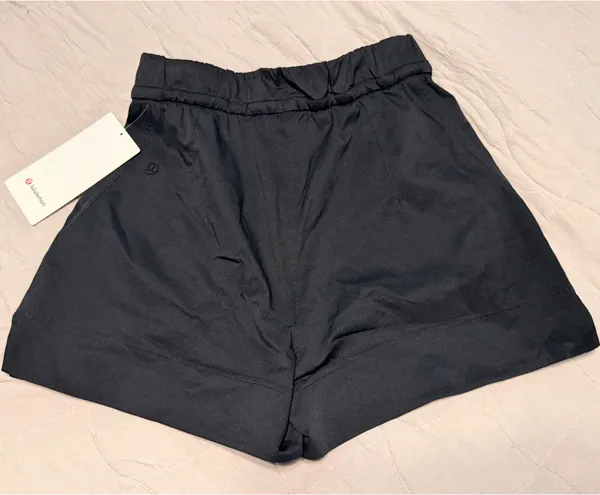 Lululemon Cinchable Waist High-Rise Woven Shorts 3.5" - Image 2