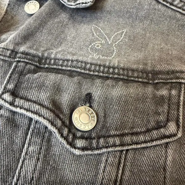 Pacsun Women's Grey and Black Jacket - Image 7