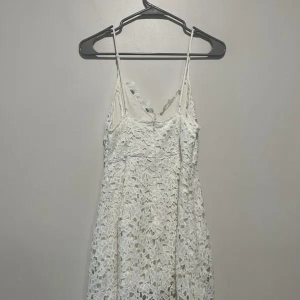 ASTR the‎ Label Lace A-Line White Midi Dress Size Small - Image 6