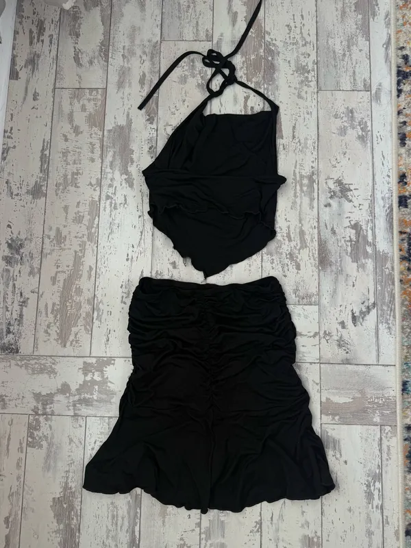 Shein Ruched Set Two-Piece - Image 5
