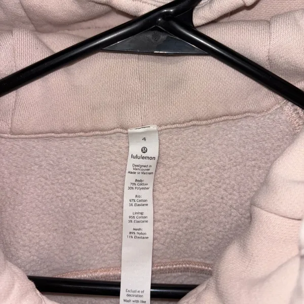 Womens Size 4 Lululemon Scuba Hoodie Pink Flaw - Image 2