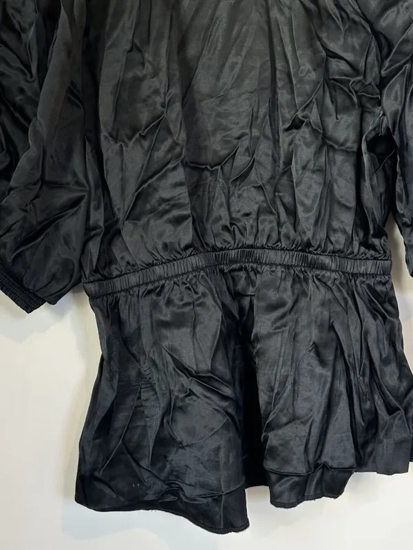 Madewell Black Shirred Puff-Sleeve Top in Satin - Size: Medium - Image 7