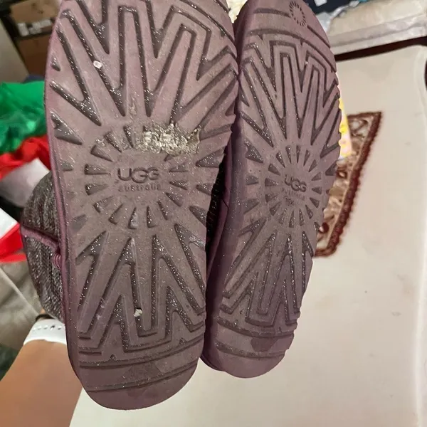 UGG Purple Port Short Sparkle Uggs- Size 5 - Image 10