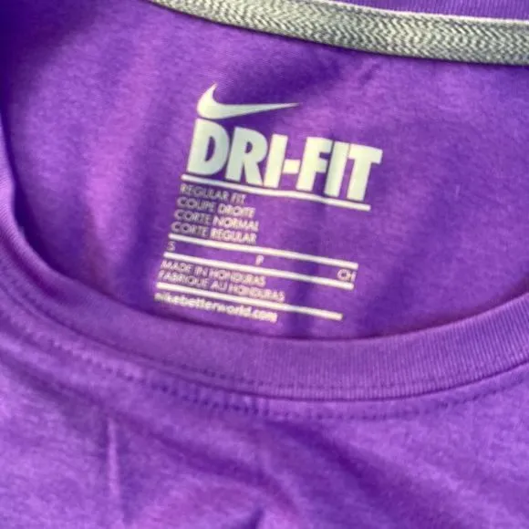 5/$30 🎈 Nike women’s small purple dri fit regular fit athletic tee - Image 5