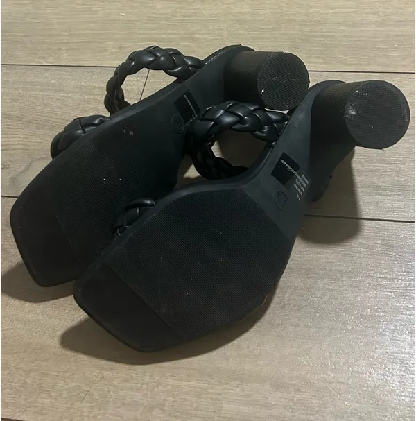 A new day black heels  - Image 2
