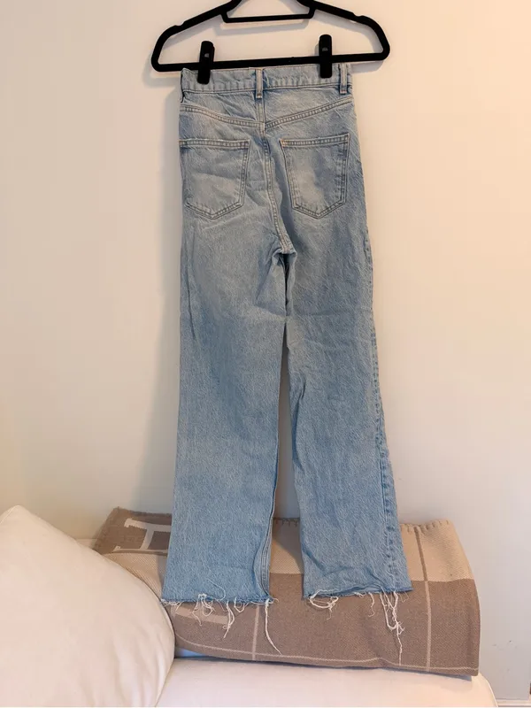 Zara Light Blue Distressed Jeans - Image 3