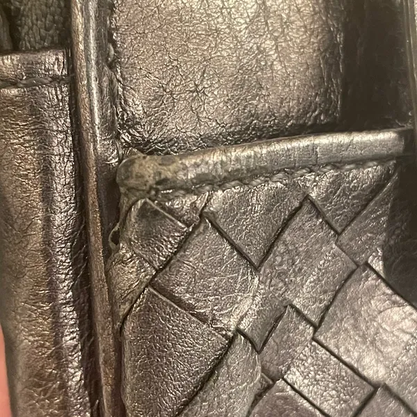 Elliott Lucca Wristlet Genuine Woven Leather Pewter Metallic Like New Condition - Image 9