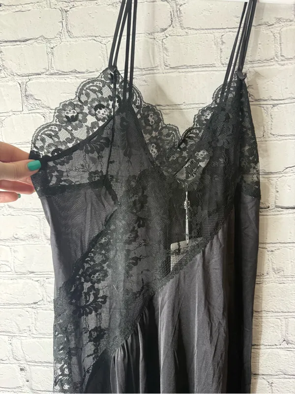 NWT the vintage twin Black Lace-Trim Slip Dress - Women's Intimates - Image 8