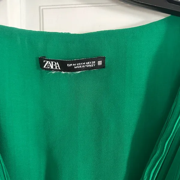 Zara pleated green dress - Image 2