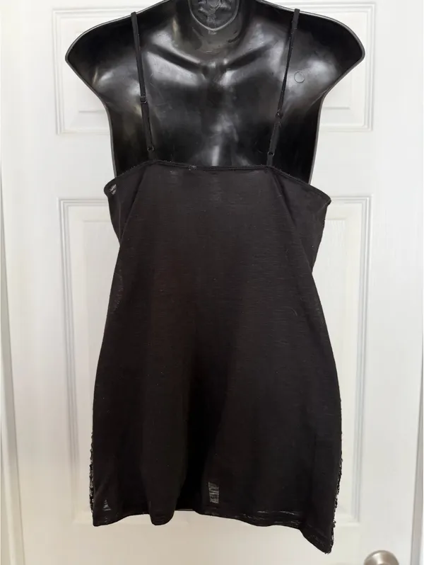 Black sequin camisole top Size M - Image 6