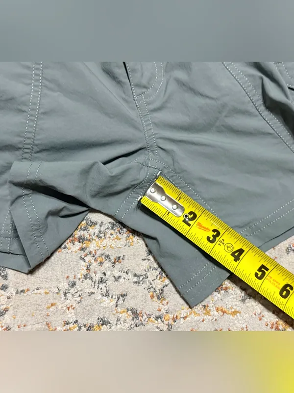 The North Face Women's Hiking Cargo Shorts size 4 - Image 6