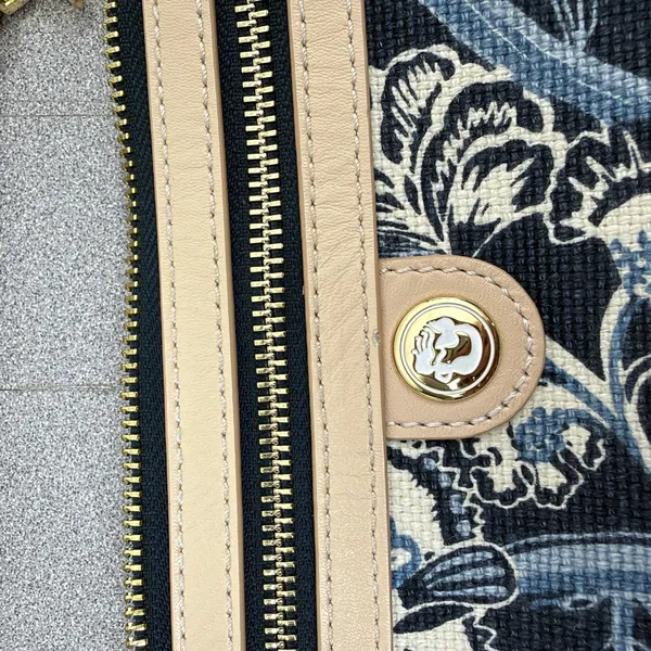 Spartina 449 Wristlet Womens OS Blue Floral Linen Leather Tassel Daufuskie * - Image 2