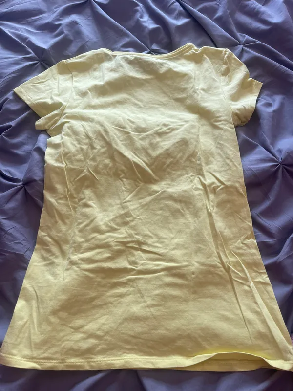 Yellow Tshirt Size 8 - Image 3