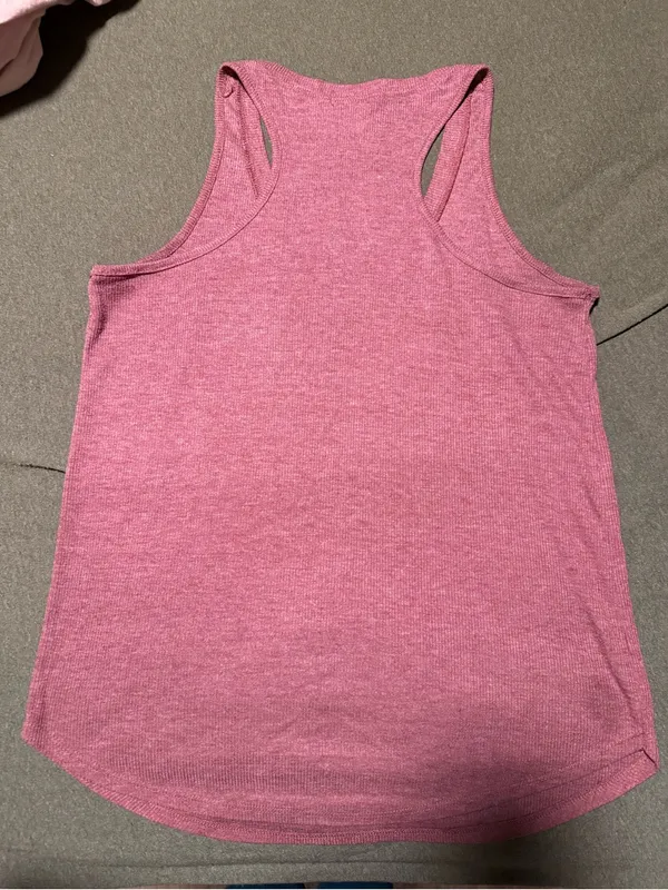 Bozzolo Rose-Pink V-Neck Ribbed Tank with Chest Pocket - Image 3