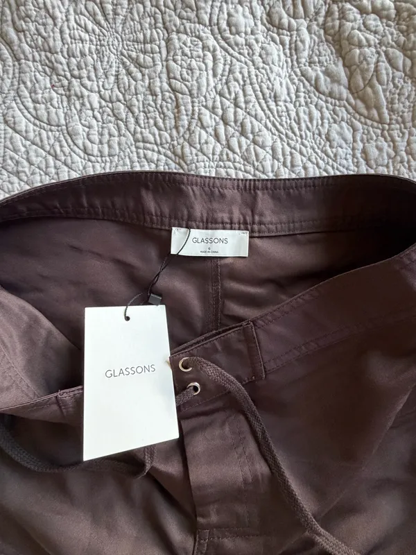 Glassons Brown Shorts - Image 4