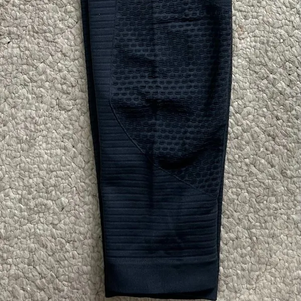 Zyia Active Perforated Performance Legging Women's Size Medium Gray Breathable - Image 8