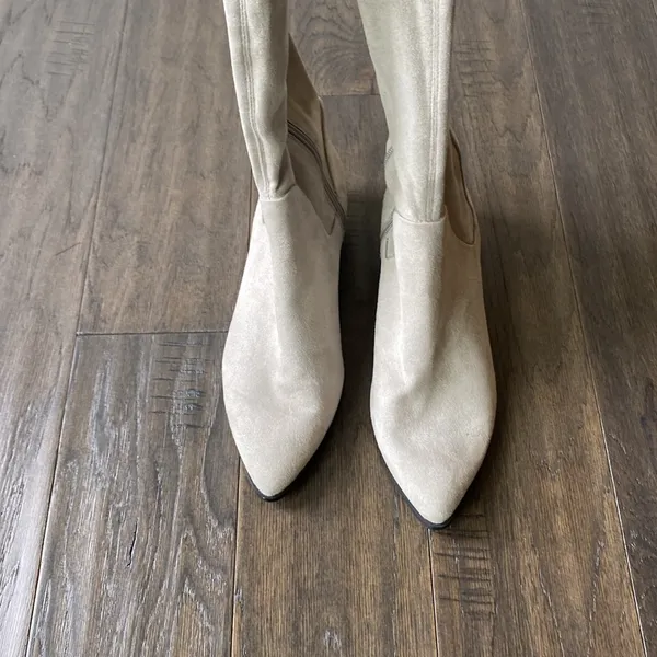 DKNY Over-the-Knee Boots Womens Sz 8 Grey Faux Suede Pointed Toe - Image 6