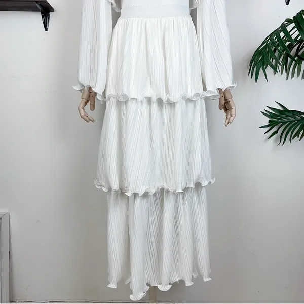Elliatt Romanesque Tiered Midi Skirt in Ivory Size Small NWT - Image 9