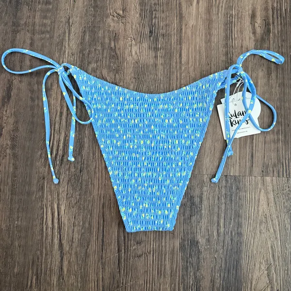 NEW Kulani Kinis Shirred Dipped Cheeky Bikini Bottom in Lemon Bloom Size Large - Image 6
