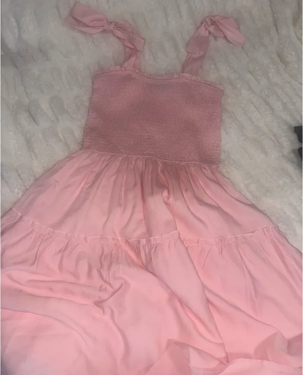 Amazon Pink Dress - Image 3