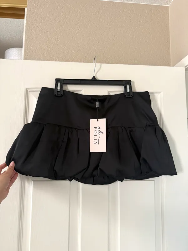 BNWT Oh Polly Black Melvina Ruched Lace-Up Strapless Corset Top & Matiya Bubble Hem Mini Skirt Set - Image 8