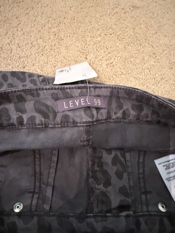 Level 99 Mini Skirt Gray - Image 3