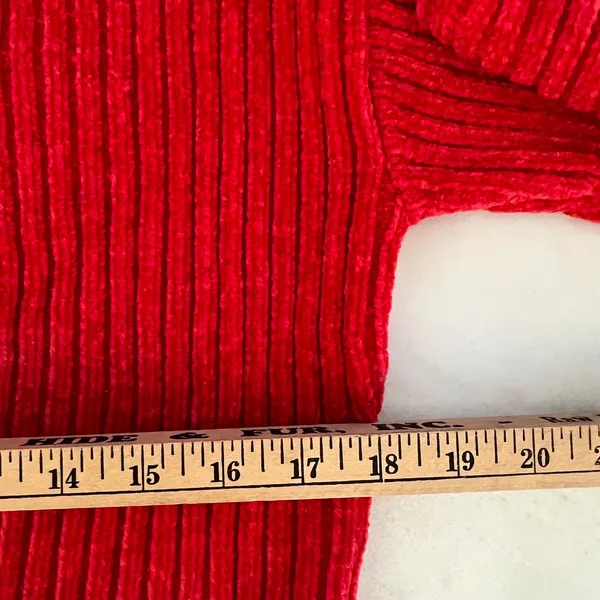 Poof Apparel Red Ribbed Velvet Mock Neck Long Sleeve Sweater‎ Size L - Image 3