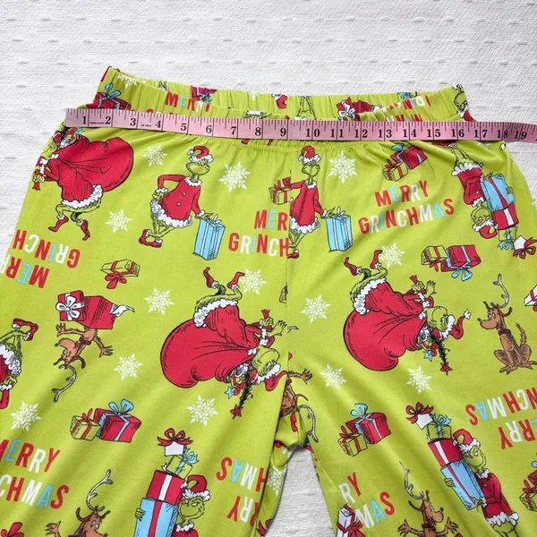 Dr. Seuss Grinch Pajamas Pants Green and‎ Red Size M - Image 4