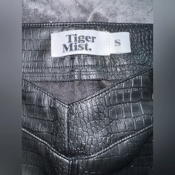 Tiger Mist Jadene Pant in Black Size Small - Image 10