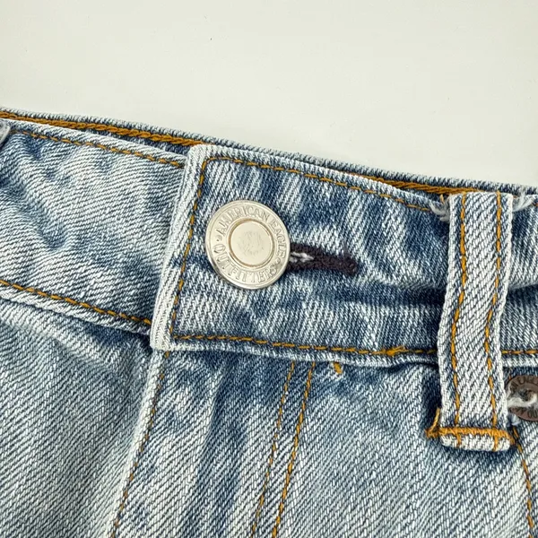 American Eagle Feather Embroidered Shorts‎ Womens 6 Hi Rise Distressed Denim - Image 5