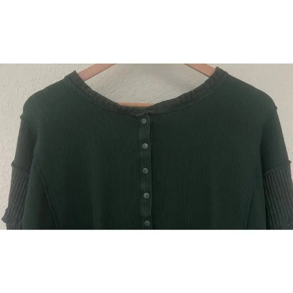 FP Movement Green Waffle Knit Slouchy Henley Top M Ribbed Oversized Thumbholes - Image 2
