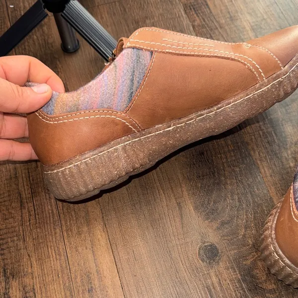 Clarks Brown Espadrilles with Patterned Accent - Image 7