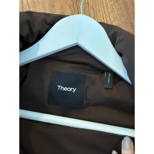 Theory brown stand up collar down fill puffer jacket size small - Image 4
