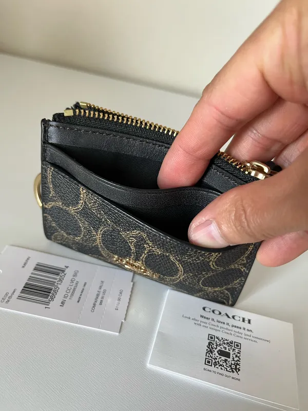 Coach Card Holder - Image 6