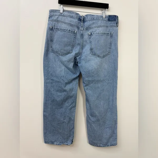 Hollister Low-Rise Baggy Distressed Light Wash Jeans Size 14R Y2K style - Image 3
