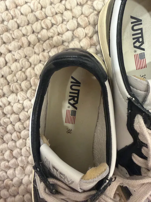 Autry Medalist Sneakers Multiple Size 7.5 - Image 3