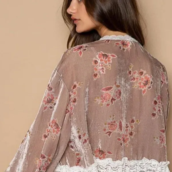 POL Velvet Burnout Lace Combo Embellished Tunic in Beige Combo sz medium - Image 2