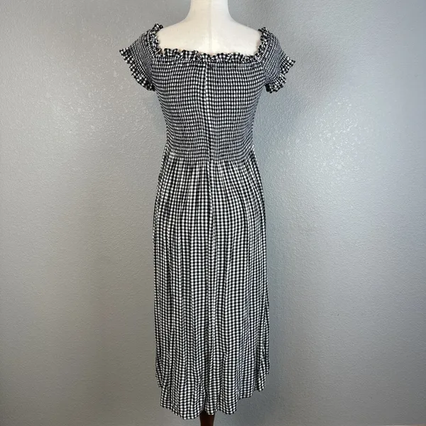 Bardot‎ Cindy Off Shoulder Midi Dress Size 6 S Black Gingham Smocked Babydoll - Image 5
