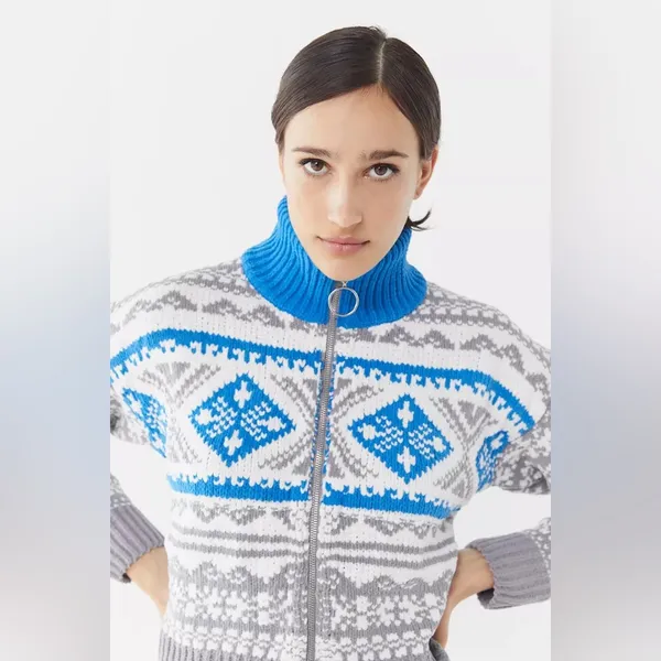 Urban Outfitters Blue and Gray Textured Scout Shrunken Zip-Up Sweater Size S - Image 2